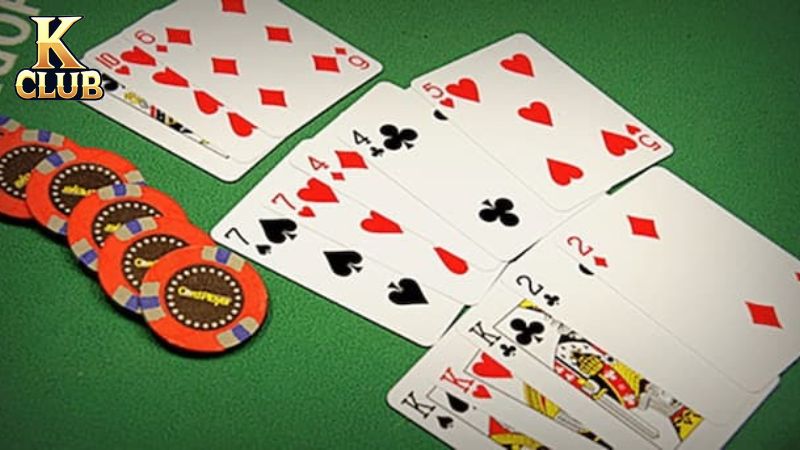 Binh 6 lá là game bài hấp dẫn với luật chơi đơn giản, tốc độ nhanh