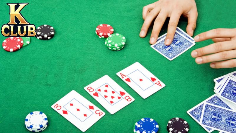 Không quên phân tích đối thủ khi chơi Poker