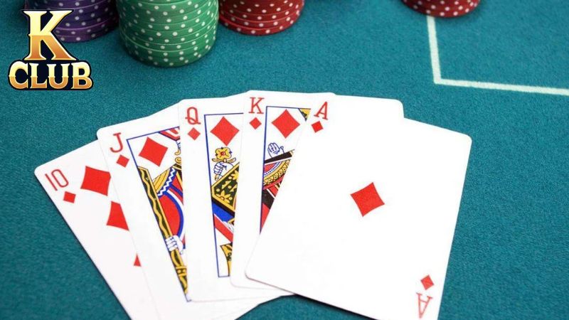 Sức mạnh của Full house poker với tay bài khác